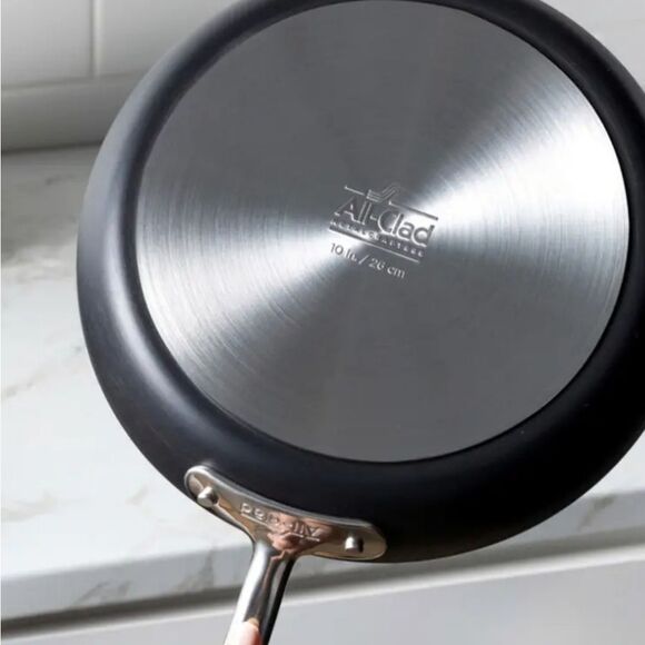 All-Clad HA1 Non-Stick 3-PC Fry Pan Set - Picture 4 of 14